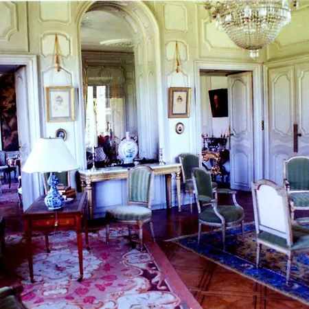 לינה וארוחת בוקר Chateau De Sedaiges *